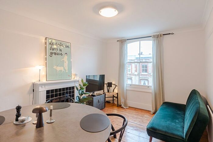 2 Bedroom Flat To Rent In Cheniston Gardens, London, W8