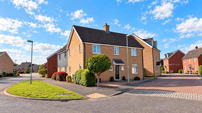 4 Bedroom Detached House For Sale In Maidenhair Way, Red Lodge, IP28