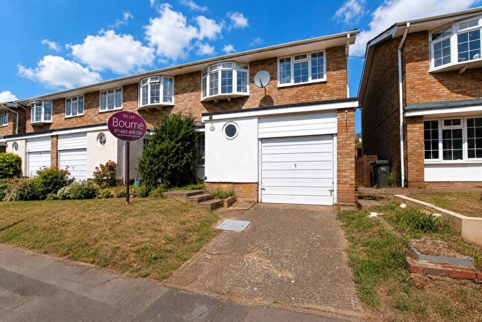4 Bedroom End Of Terrace House To Rent In Lynwood, Guildford, Surrey, GU2