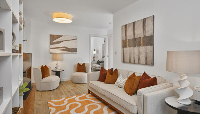 3 Bedroom End Of Terrace House For Sale In Parley Cross, West Parley, Dorset, BH22