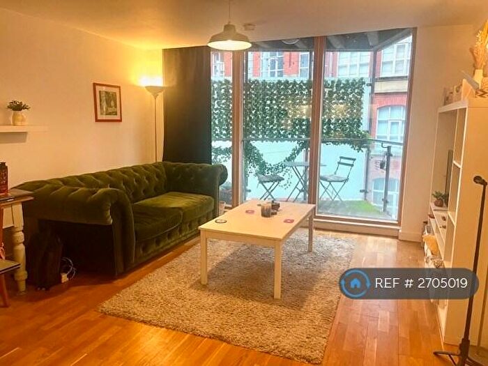 1 Bedroom Flat To Rent In Royal Mills, Manchester, M4