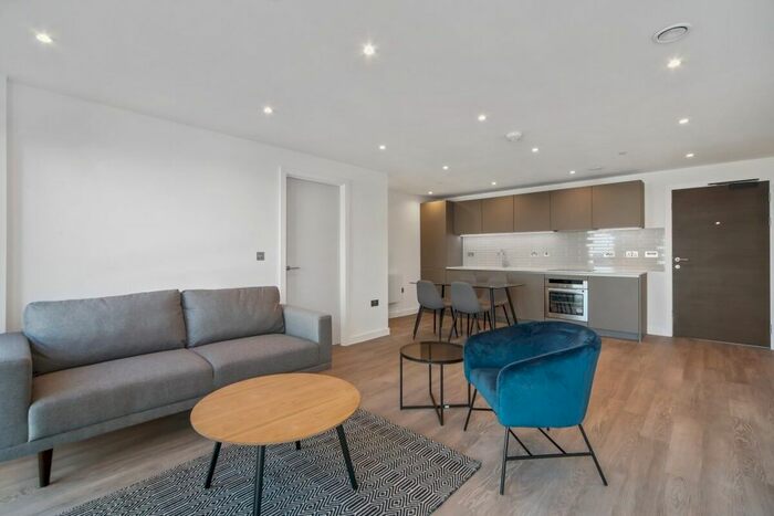 2 Bedroom Flat To Rent In Lionel Street, Birmingham, B3