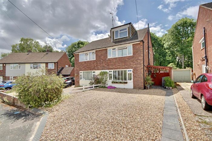 4 Bedroom Semi-Detached House For Sale In Chaucer Close, Fareham, PO16