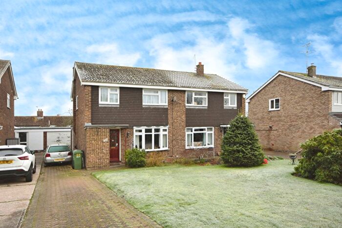 3 Bedroom Semi-Detached House For Sale In Barryfields, Shalford, Braintree, CM7