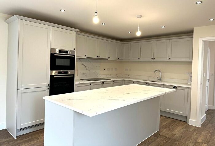 4 Bedroom Detached House For Sale In Blackbird Road, Fleckney, Leicestershire, LE8