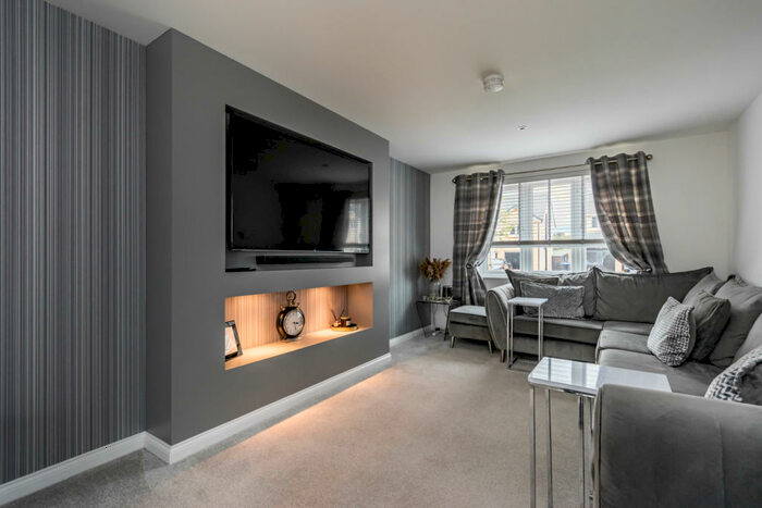 4 Bedroom Detached House For Sale In Cadwell Crescent, Gorebridge, EH23