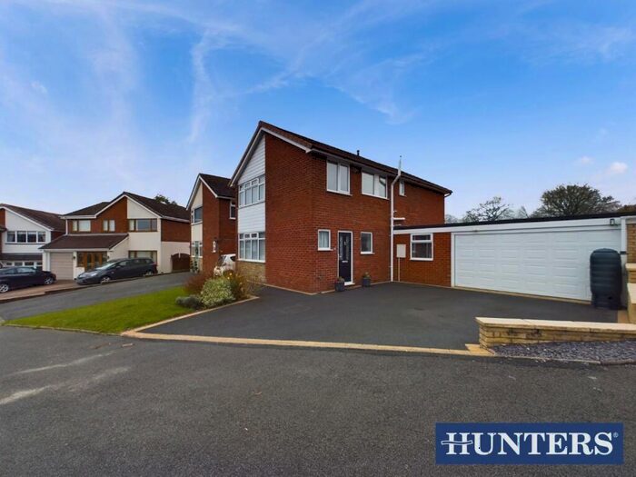 4 Bedroom Link Detached House For Sale In High View Road, Endon, Stoke-On-Trent, ST9