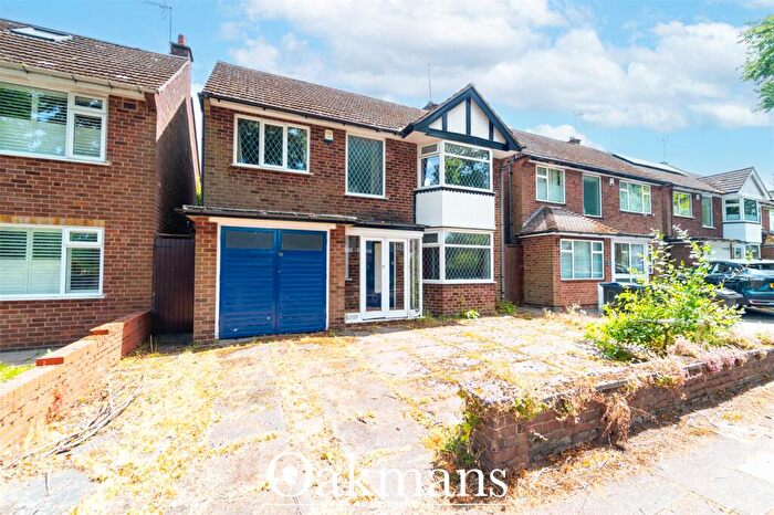 3 Bedroom Detached House For Sale In Stanley Road, Kings Heath, Birmingham, West Midlands, B14