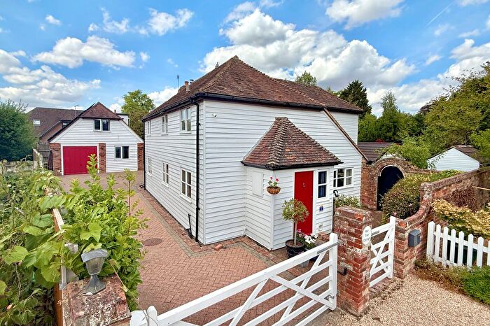 3 Bedroom Detached House For Sale In The Street, Hamstreet, Ashford, TN26