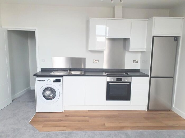 1 Bedroom Flat To Rent In Silver Street, Kettering, NN16