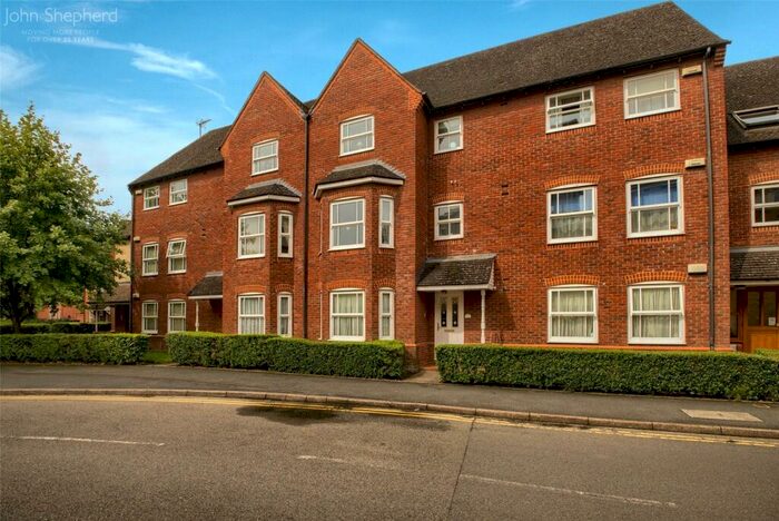 2 Bedroom Flat To Rent In Hensborough, Dickens Heath, Shirley, West Midlands, B90