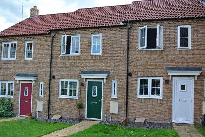 2 Bedroom Terraced House To Rent In Kings Avenue, Ely, CB7