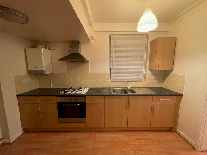 2 Bedroom Semi-Detached House To Rent In Yew Lane, Sheffield, S5