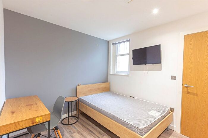 1 Bedroom Studio To Rent In College Green, Bristol, BS1