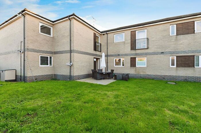 1 Bedroom Flat For Sale In Redgrave Road, Basildon, Essex, SS16