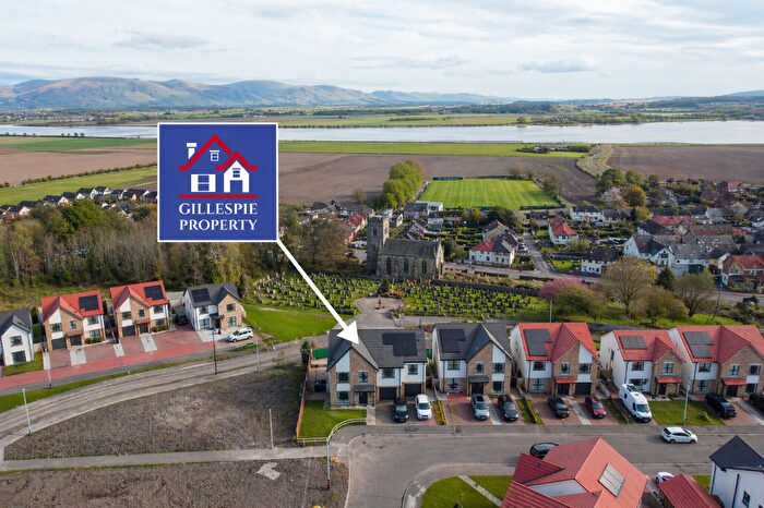 5 Bedroom Detached House For Sale In Mercat Crescent, Airth, FK2