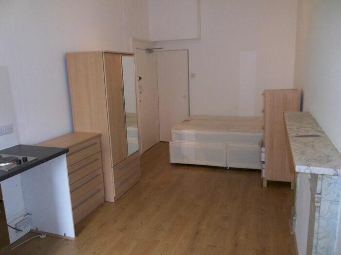 Studio To Rent In Belsize Avenue, Belsize Park, London, NW3