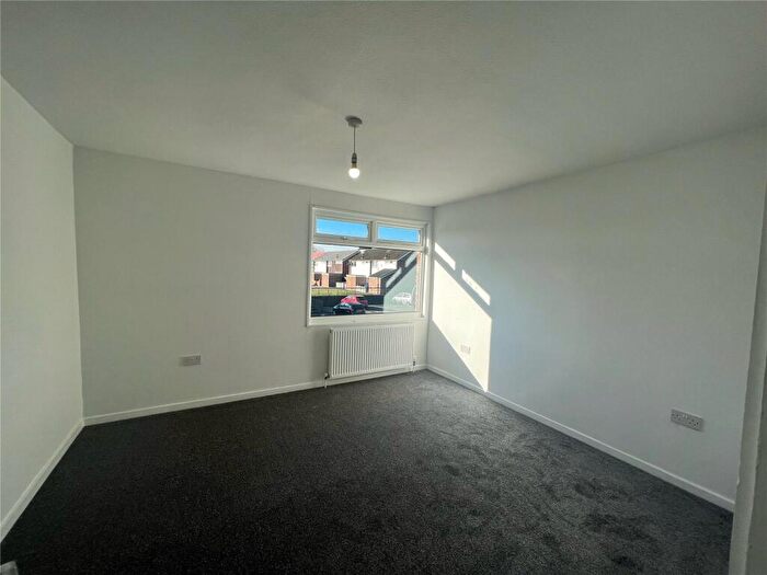 3 Bedroom End Of Terrace House For Sale In Wrights Bank North, Offerton, Stockport, Cheshire, SK2