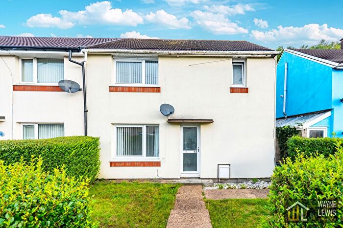 3 Bedroom Semi-detached House For Sale In Llanfabon Drive, Trethomas, Caerphilly, CF83