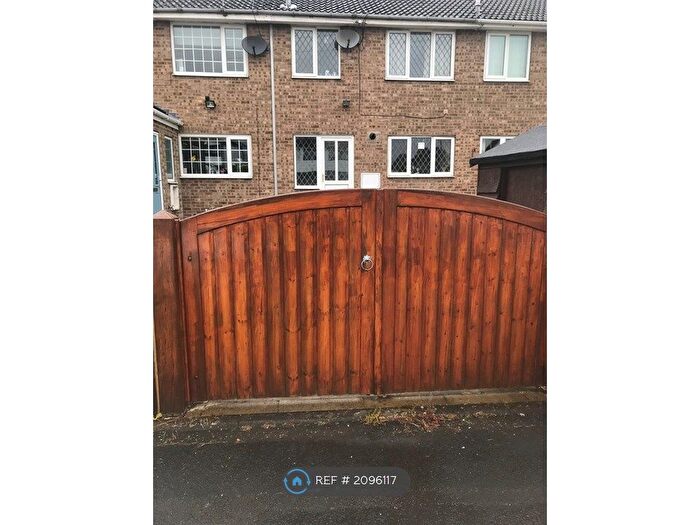 3 Bedroom Terraced House To Rent In St Clements Avenue. -, Leeds, LS26