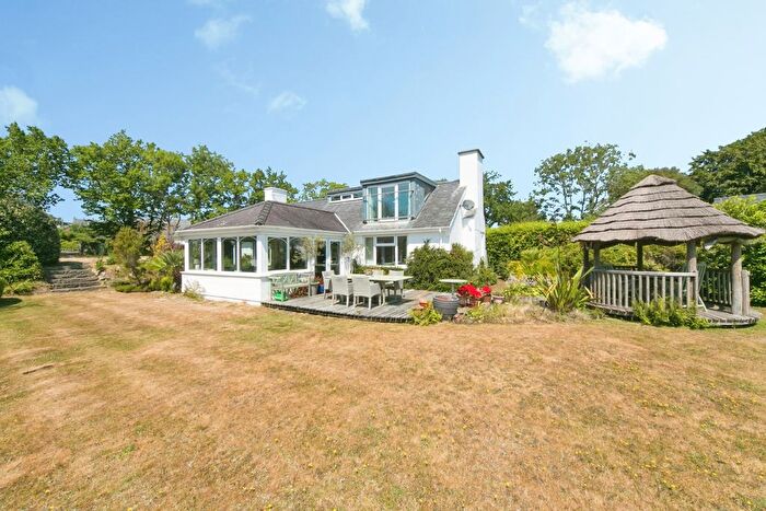 4 Bedroom Detached House For Sale In Lon Sarn Bach, Abersoch, Gwynedd, LL53
