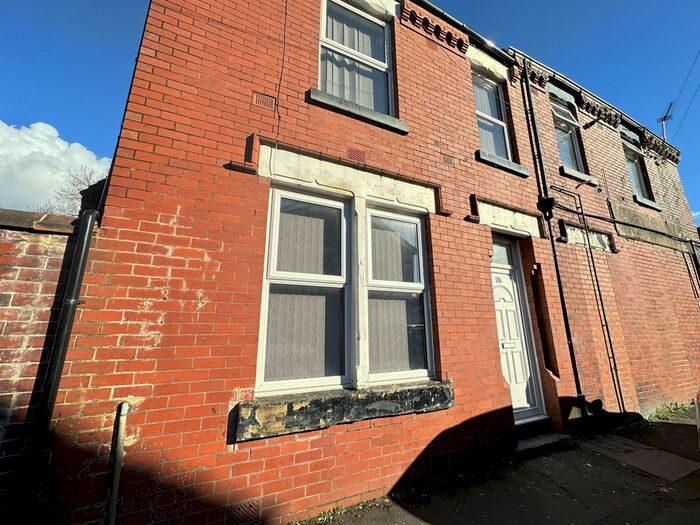 1 Bedroom Flat To Rent In Arran Street, Manchester, M40