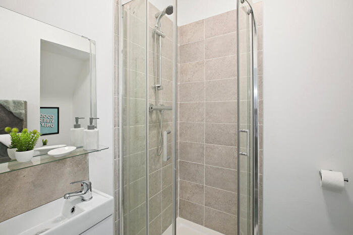 1 Bedroom Semi-Detached House To Rent In Burngreave, S4