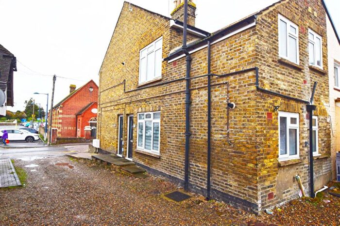 1 Bedroom Maisonette For Sale In Orchard Street, Gillingham, ME8