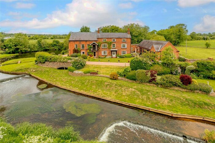 7 Bedroom Detached House For Sale In Thrussington Road, Ratcliffe-On-The-Wreake, Leicester, Leicestershire, LE7