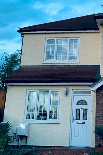 2 Bedroom Terraced House To Rent In Pettits Close, Romford, RM1