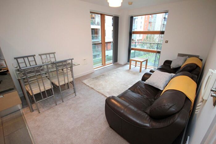 2 Bedroom Apartment To Rent In Barton Place, Hornbeam Way Manchester, M4