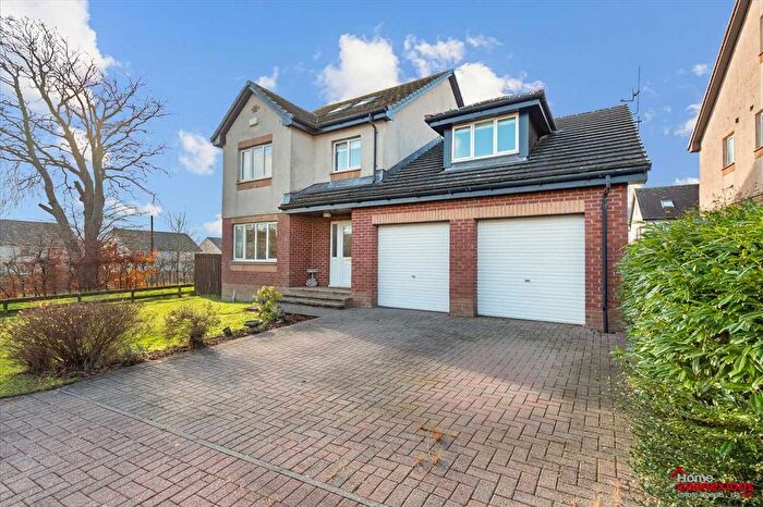5 Bedroom Detached House For Sale In Ochil Court, Lindsayfield, East Kilbride, G75