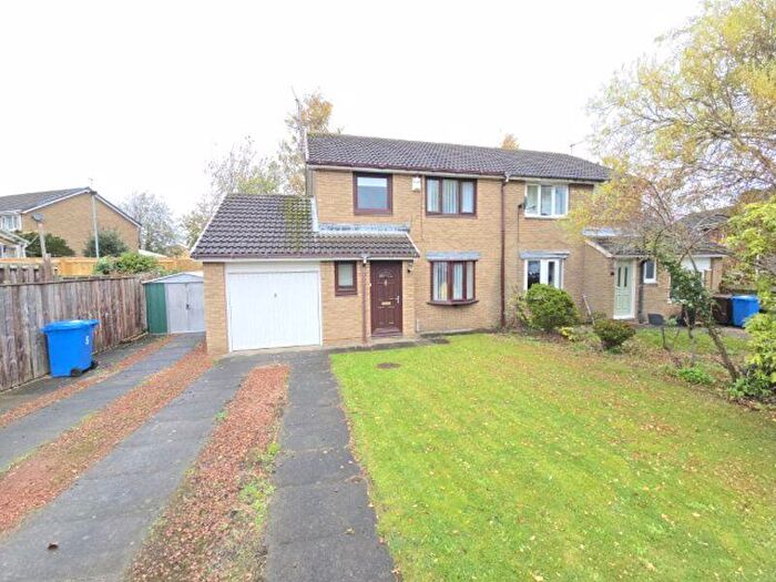 3 Bedroom Semi-Detached House For Sale In Warkworth Drive, Bothal Court Estate, Pegswood, Morpeth, NE61