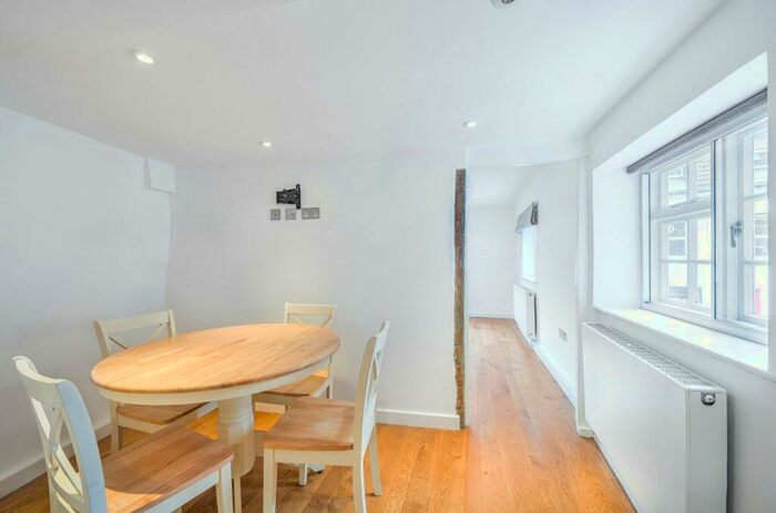 2 Bedroom End Of Terrace House For Sale In Castle Street, Castle Street, Guildford, Surrey, GU1