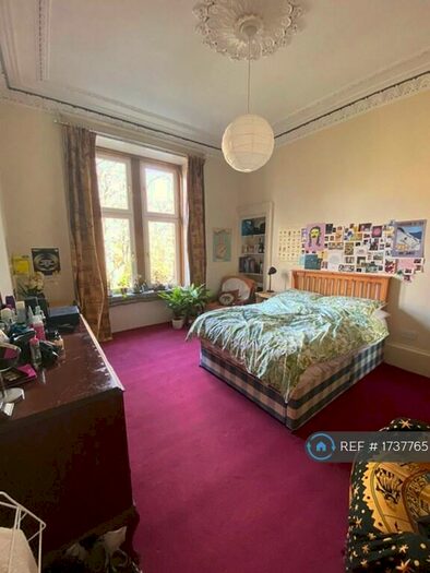 4 Bedroom Flat To Rent In Hayburn Crescent - Hmo, Glasgow, G11