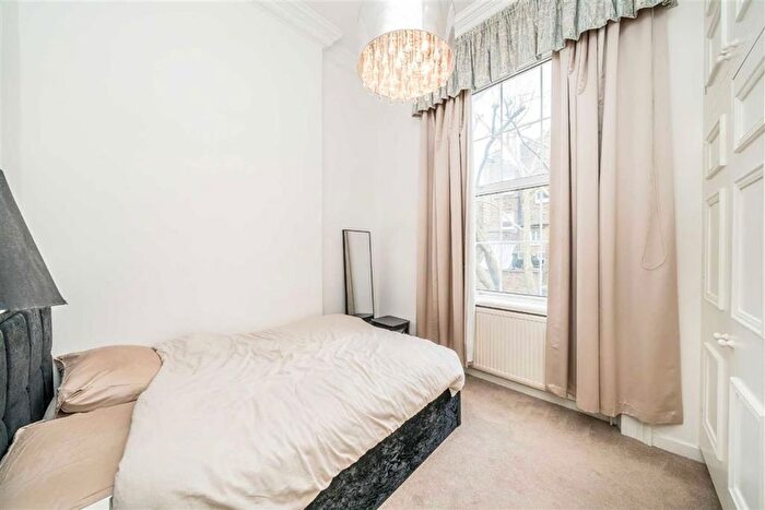 1 Bedroom Flat To Rent In Ovington Square, South Kensington, SW3
