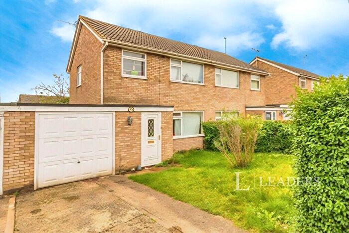 3 Bedroom House To Rent In Selwyn Road, Stamford, PE9