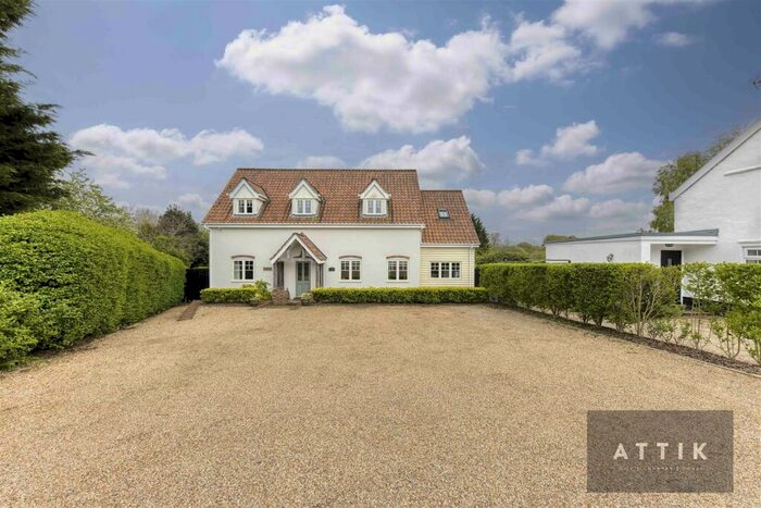 4 Bedroom Detached House For Sale In Southwold Road, Blyford, Halesworth, IP19