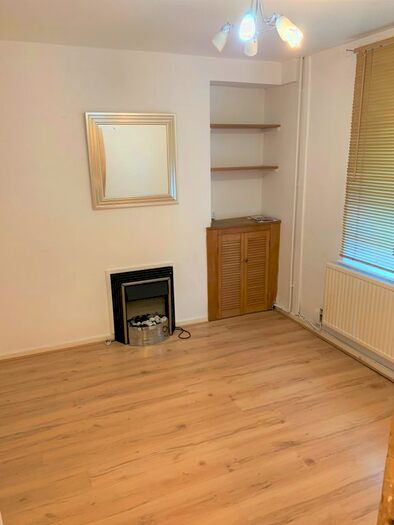 2 Bedroom Terraced House To Rent In St Mary Street, Newport, NP20