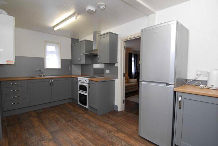 6 Bedroom House To Rent In Beaumont Road, Plymouth, PL4