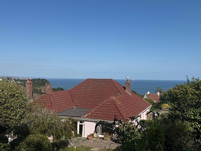 2 Bedroom Bungalow For Sale In Woodland Avenue, Teignmouth, TQ14