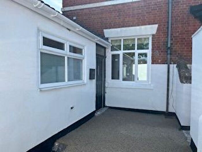 1 Bedroom Flat To Rent In Emberton Street, Wolstanton, ST5