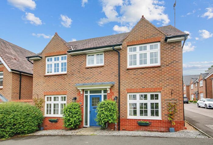 4 Bedroom Detached House For Sale In Field Drive, Crawley Down, West Sussex, RH10