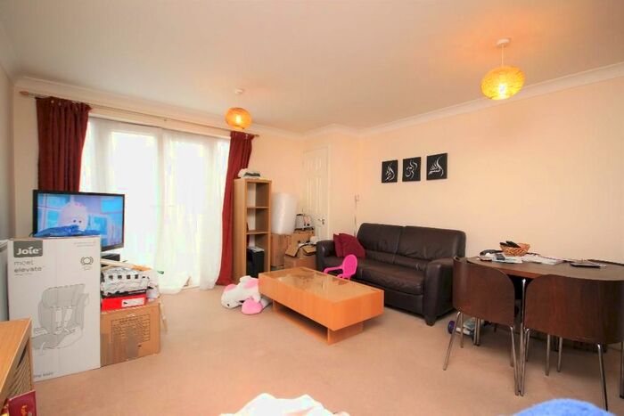1 Bedroom Flat To Rent In The Fanshawe, Gale Street, Dagenham RM9