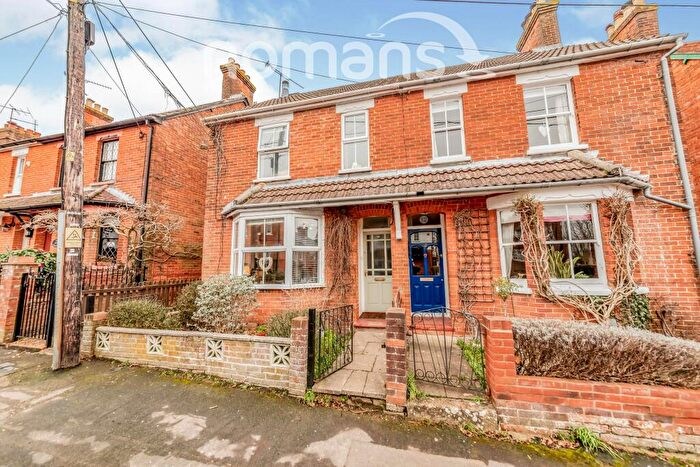 3 Bedroom Semi-Detached House To Rent In Bullers Road, Farnham, GU9