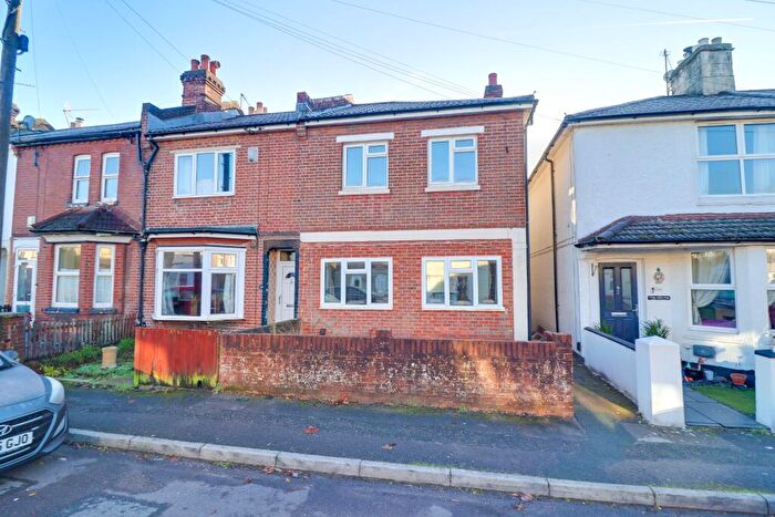 3 Bedroom End Of Terrace House For Sale In Mortimer Road, Itchen, SO19