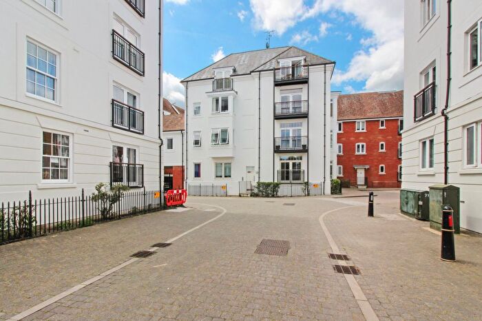 1 Bedroom Flat For Sale In Old Watling Street, Canterbury, Kent, CT1