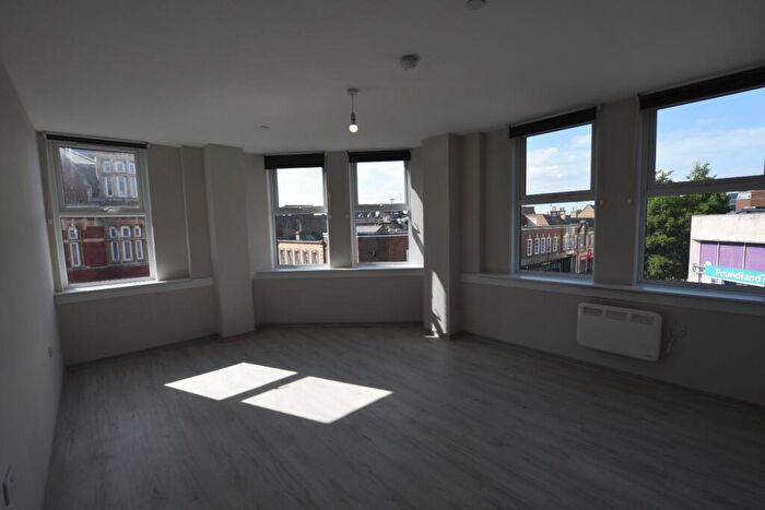 2 Bedroom Flat To Rent In Midgate, City Centre, Peterborough, PE1