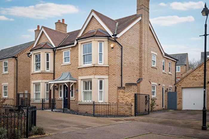 4 Bedroom Detached House For Sale In Franklin Place, Fairfield, Hitchin, SG5