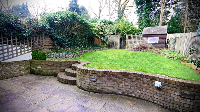4 Bedroom Detached House For Sale In Vine Way, Brentwood, CM14